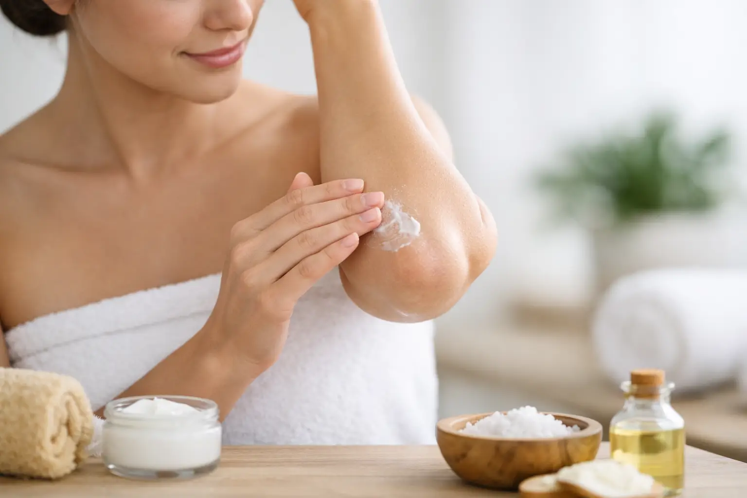 How to Soften Rough Elbows Naturally at Home